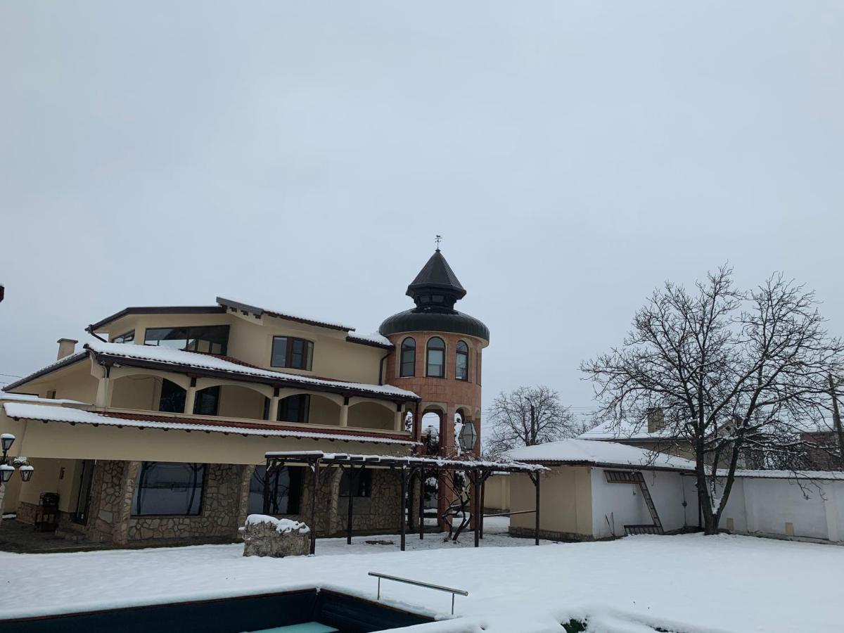 Casafamiglia Villa Prolesha Luaran gambar